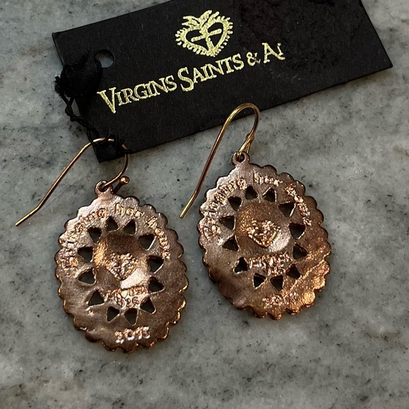 VIRGIN SAINTS & ANGELS BRINGING HER HOME CHARM EARRINGS - Picture 5 of 6